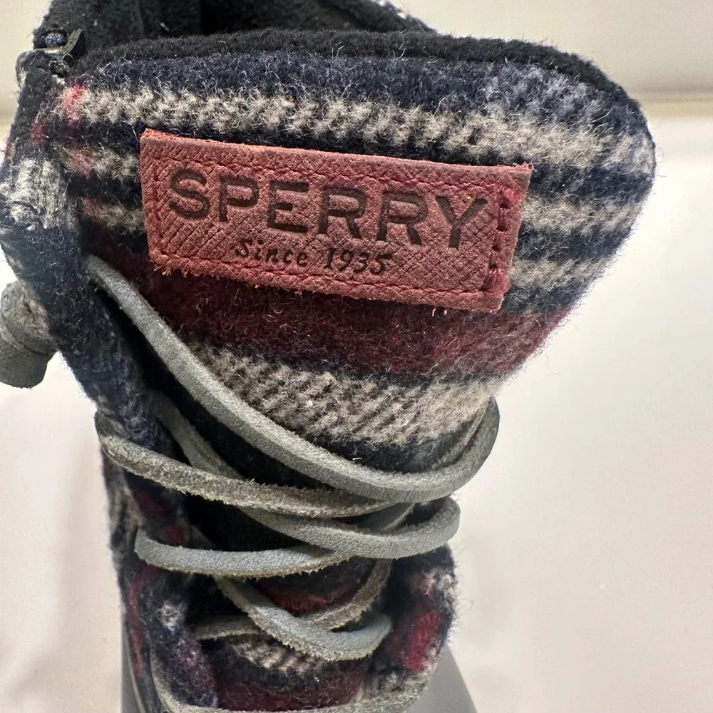 Sperry Saltwater Duck Boots Womens 8.5 Navy Red Plaid Waterproof STS99716